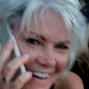 Meet your Posher, Cindy